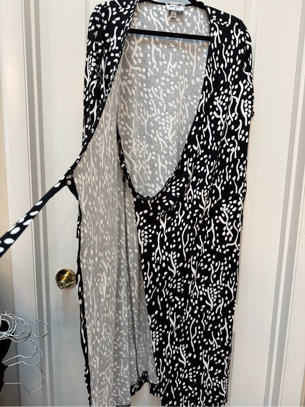 Diane Von Furstenberg (For Target) Black and White Printed Wrap Dress - Picture 3 of 4
